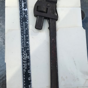 Pipe wrench. 18&quot;. Drop forged.  Model 818.  Made in USA.