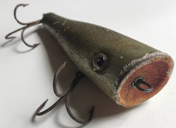 Snook Bait Company Saltwater Fishing Lure 1949-1952. Antique Tackle. NY.  Rare. Missing 1 Glass Eye. Has 1 Treble Hook. Original Paint. FS. 