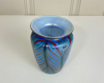 Fabulous Vandermark Glass Studio Blue Iridescent Pulled Peacock Feather Vase signed and numbered