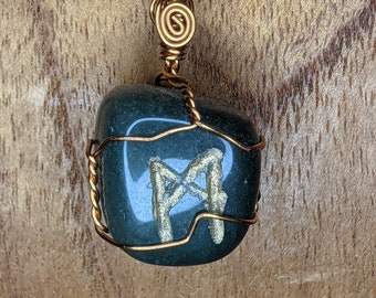 Manaz Aventurine Stone Rune Necklace