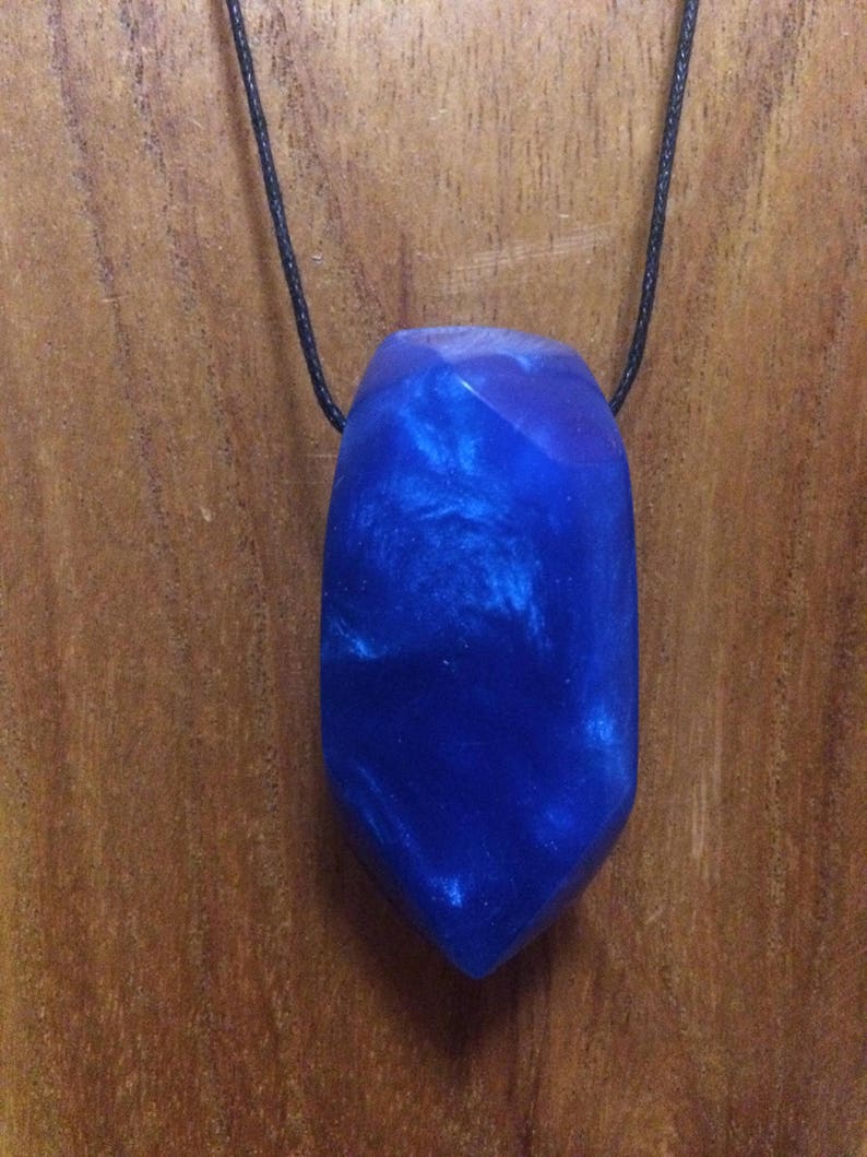 Epoxy Blue Crystal Necklace