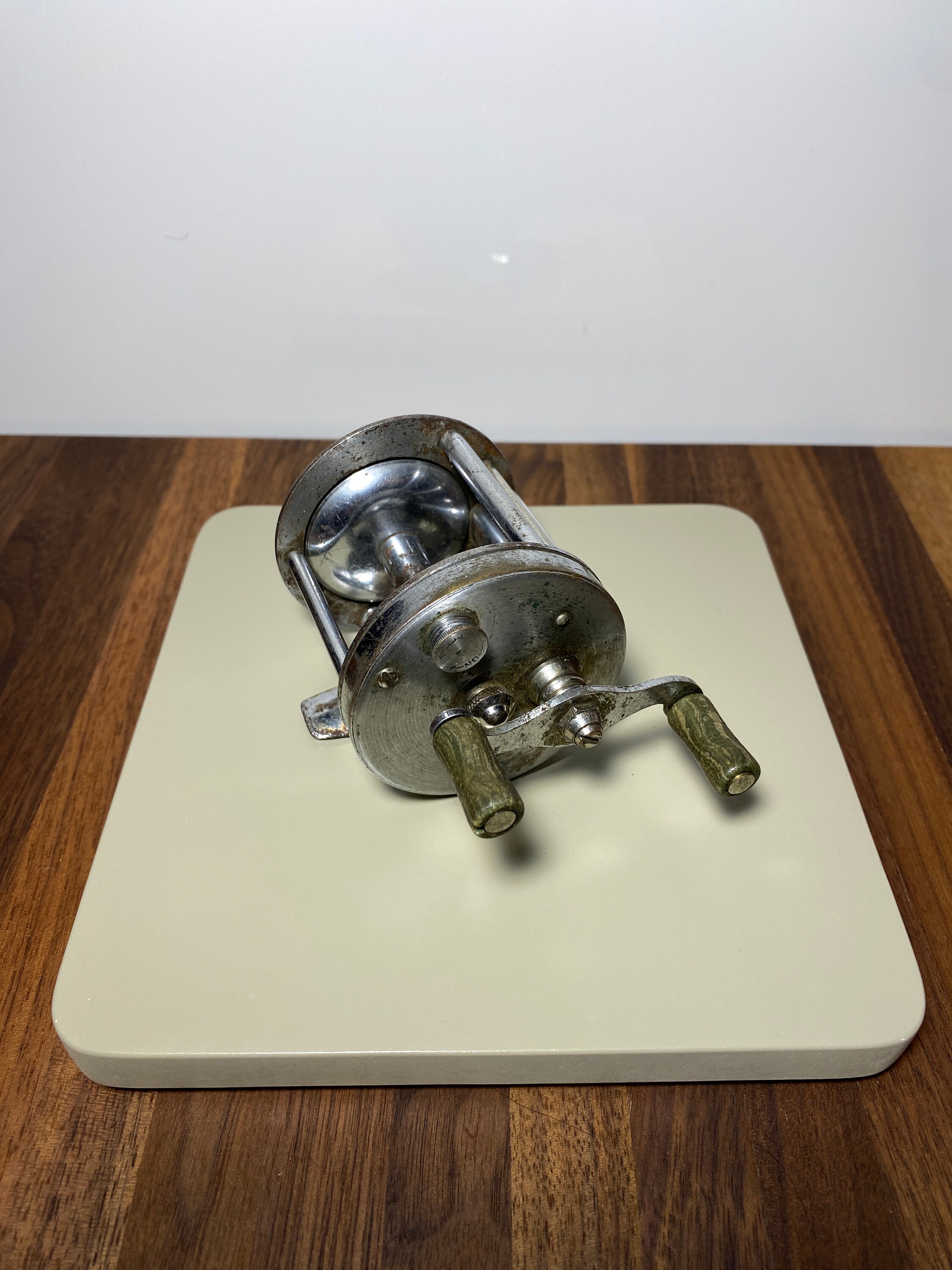 100年前のアンテーク・フィッシングリール 100年前のアンテーク・フィッシングリール Antique fishing reel