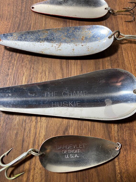 Vintage Metal Spinner Fishing Lure Set Vintage Metal Spinner Fishing Lure Set