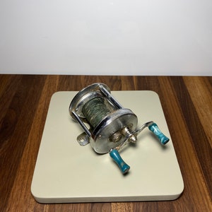 Vintage Sport King Fishing Reel