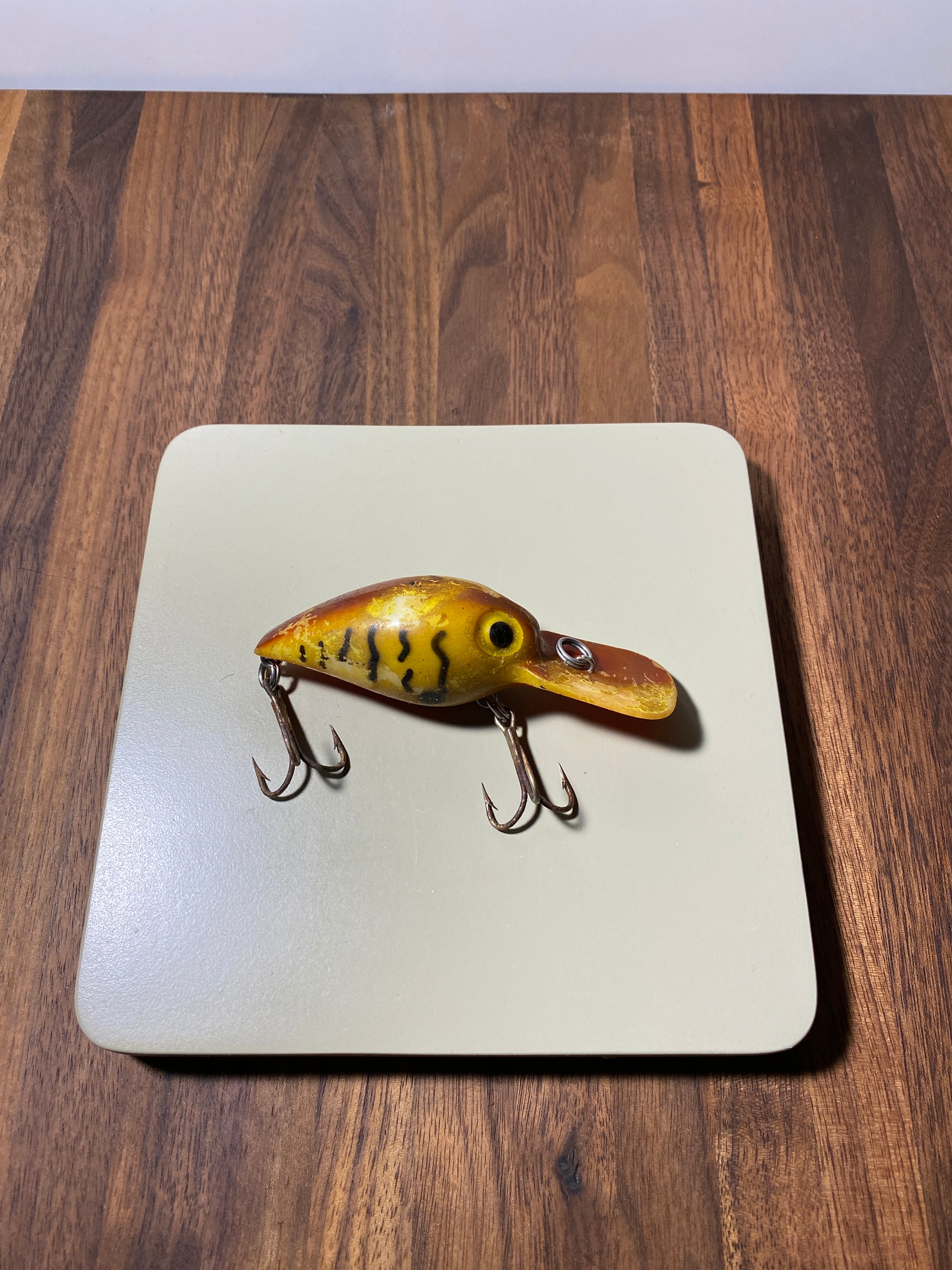 Vintage Magnum Wiggle Wart Fishing Lure 