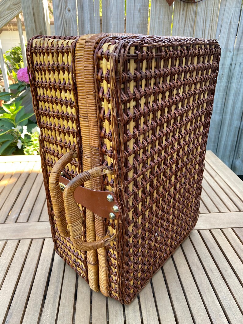 Vintage Wicker Picnic Basket W Wine Holder Etsy