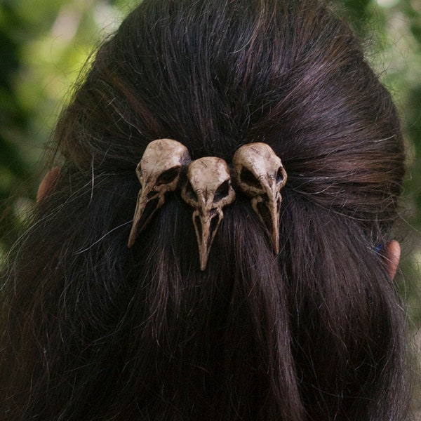 Tribal skull hairclip, skulls hair barrette unisex, men hair wear, viking style hairstyle, triple crow skull clip, raven clip bone color