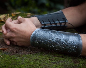 Armor bracers, flexible armor, warrior bracers, elven armor bracers, cosplay armor, medieval wedding armor