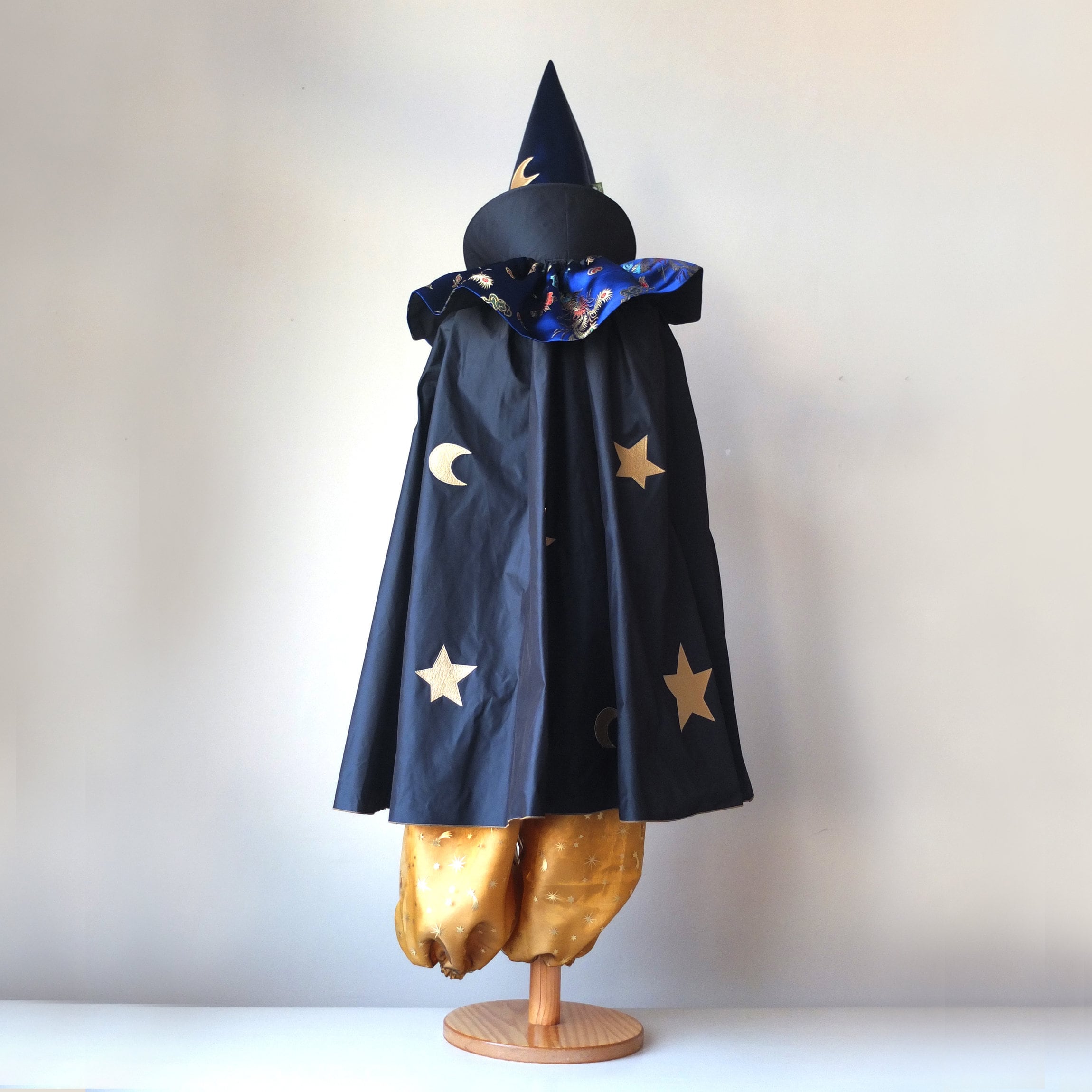 BESPORTBLE Zaubererumhang Für Kinder - Gruseliger Halloween Umhang Aus Polyester In Schwarz