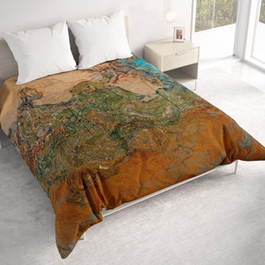 All Seasons Lightweight Comforter with Abstract Art, Contemporary Quilt Bedding, Twin, Queen or King Size Bedspread, Canyon Sunset