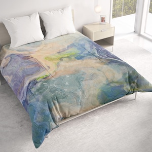 All Seasons Lightweight Comforter with Abstract Art, Contemporary Quilt Bedding, Twin, Queen or King Size Bedspread, Emergence