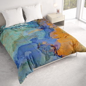 All Seasons Lightweight Comforter with Abstract Art, Contemporary Quilt Bedding, Twin, Queen or King Size Bedspread, Bridge