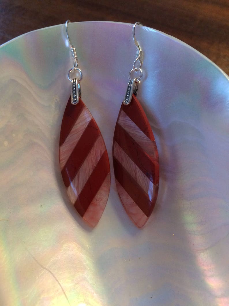 Red River jasper and cherry quartz intarsia earrings image 1