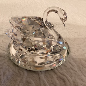 Swarovski Crystal large swan “feathered beauties” beautiful large swan.