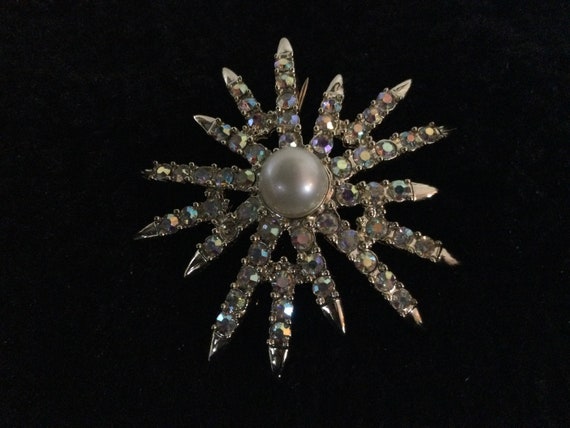 Vintage 1960s Emmons Starburst brooch, with stimu… - image 2