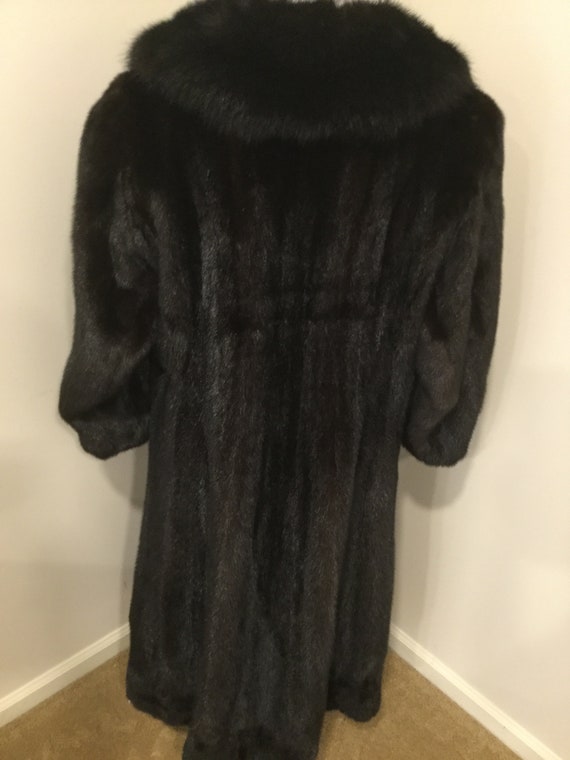 Natural ranch mink fur coat , Beautiful, genuine … - image 6
