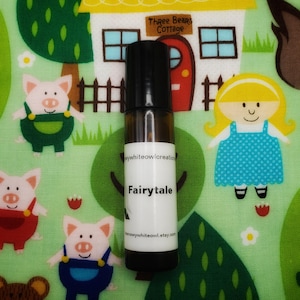 Fairytale Perfume Oil: Raspberry Snow Cream, Rose Macarons - Rollerball