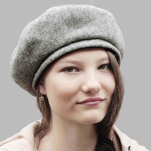 Harris Tweed Tam in hellgrau, handgefertigter Hut von ZUDass