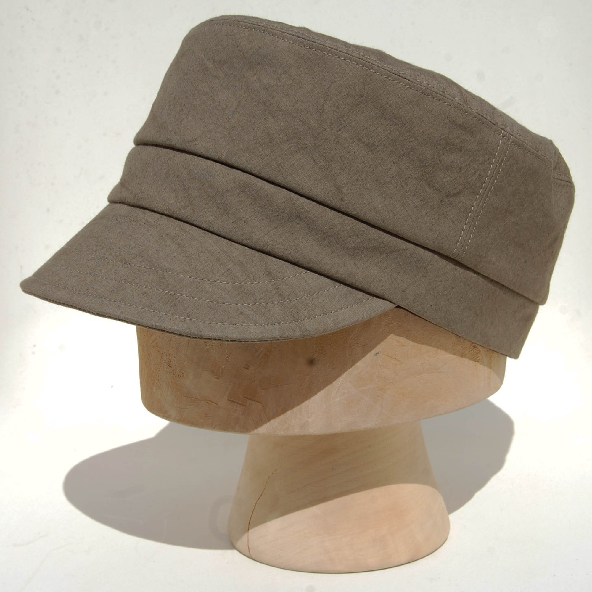 Handmade Cap in Japanese Mikkuso Cotton-linen Fabric
