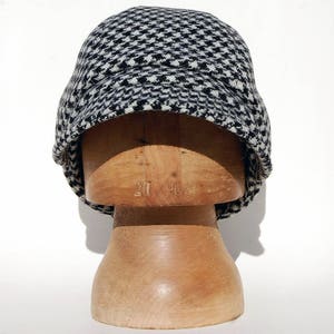 Harris Tweed newsboy cap for women in black and cream hounds-tooth check, Pure wool winter cap, lined in linen and a soft cotton inside band image 8