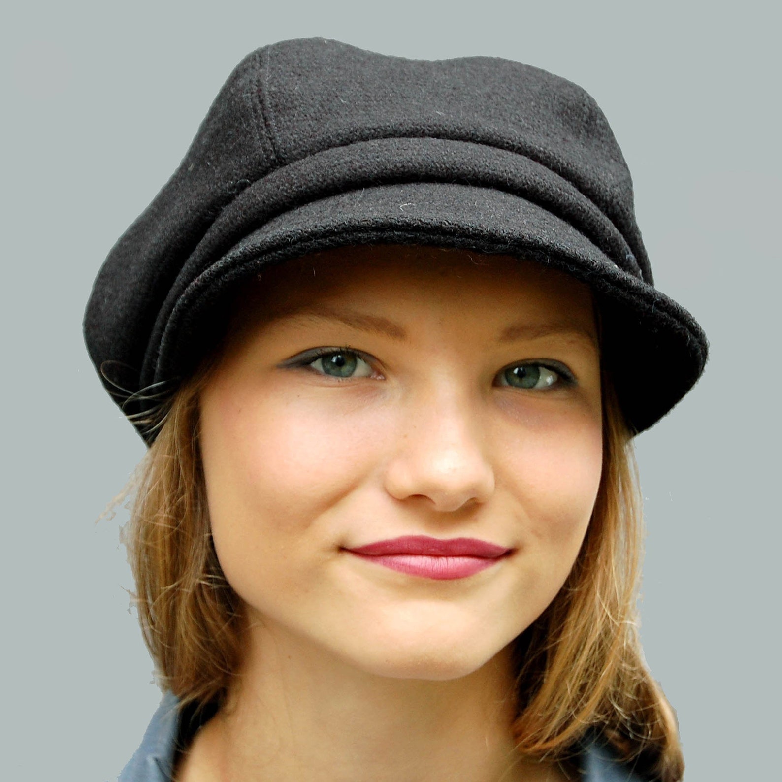 Womens black newsboy cap in Harris Tweed by ZUThats Etsy