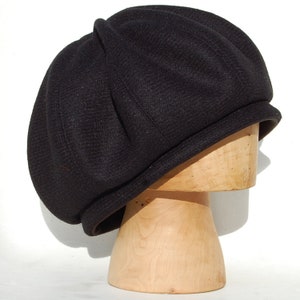 Béret noir fait à la main en tweed Harris par les chapeaux ZUT image 2