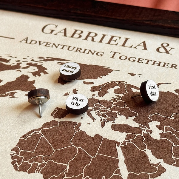 Leder Landkarte mit kundenspezifischen Pins • Geschenk für Sie zum 3.Jahrestag • Jahrestags Geschenke für Frauen • Gemeinsam auf Abenteuern gehen