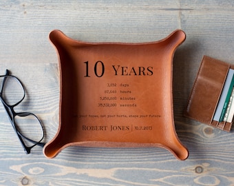 Sobriety Anniversary Gift - Addiction Recovery Gift - One Year Sober - Leather Catchall Tray with Countdown - Personalized - AA, NA recovery