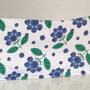 Cricut Maker Dust Cover - Blueberries