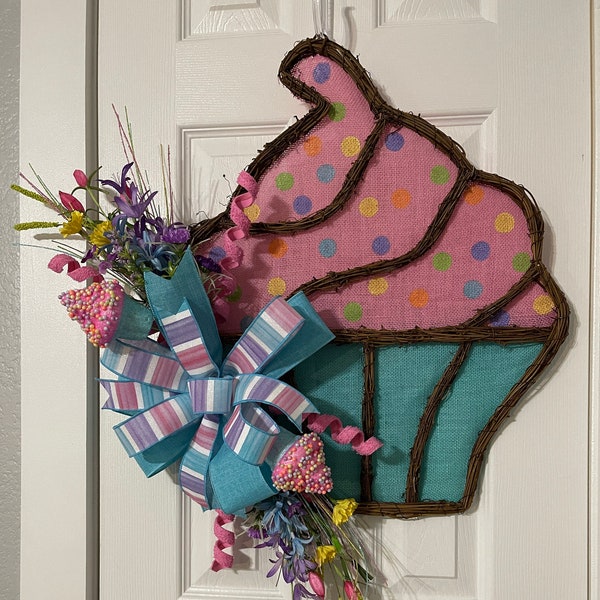 Cupcake Door Hanger or Wall Décor, Birthday Wreath, Baby Shower Décor, Bakery Décor, Spring Wreath, Gender Reveal Cupcake Decorations