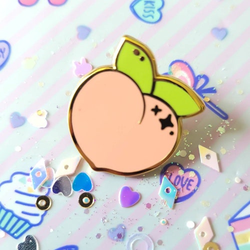 Pervy Peach / Peachy Hard Enamel Lapel Pin // Kawaii Cute - Etsy