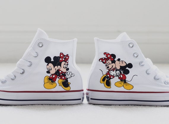 minnie mouse converse shoes