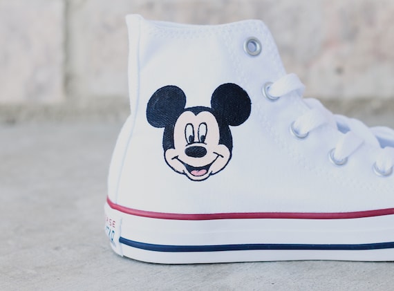 converse mickey mouse