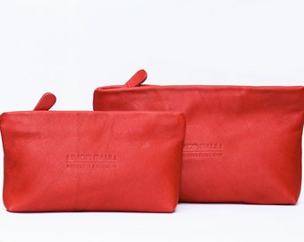 Bolsa de cuero rojo Bolsa de cuero con cremallera Pequeña bolsa de cuero Embrague de cuero maquillaje Bolsa de cuero Cosmético hecho a mano con amor!