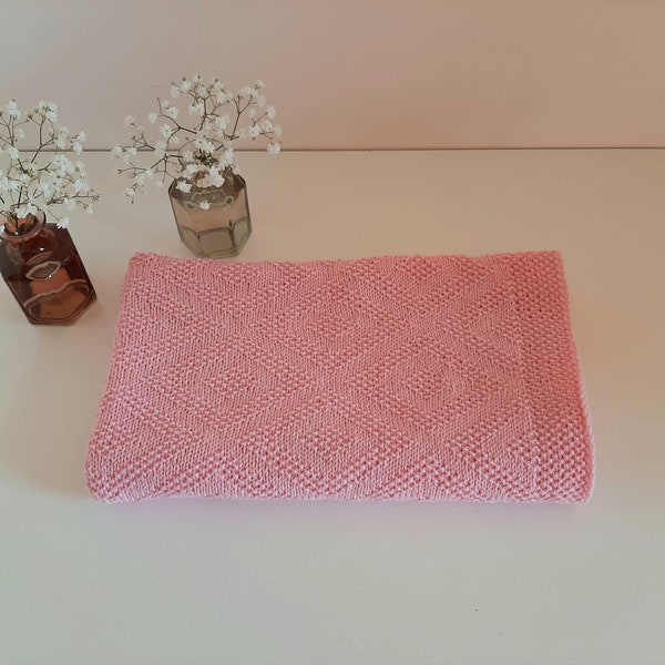 Baby blanket / Hand knit baby blanket / Le Petit mouton blanket
