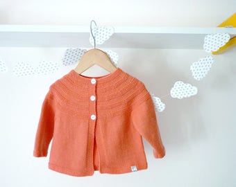 Hand knit baby cardigan / Cardigan baby girl / size 0 - 3 months