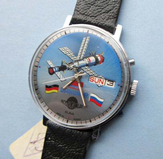 1970s Mechanical Soviet Space Program Wristwatch,… - image 2