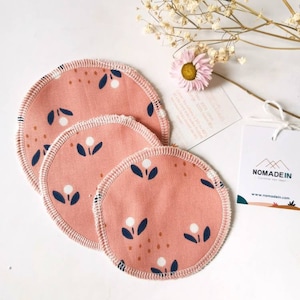 Pack of 3 machine-washable round makeup remover pads, made from bamboo or organic cotton microfiber - cotton pads. Eco-friendly wipes
