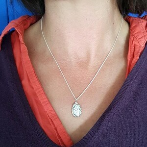 Small necklace in recycled solid silver inspired by nature and the texture of seeds, Ecological jewelry organic shape handmade in France