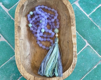 Mala sin límites - Abalorios de Jade Púrpura - Abalorio de Gurú Amazonita - Perla de Agua Dulce - 108 Abalorios Mala - Vibraciones Calmante - Japa Mala