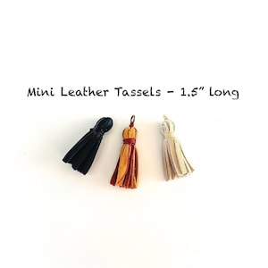 Mini pampille en cuir : 1,5 po. de long, breloque pour bracelet ou collier
