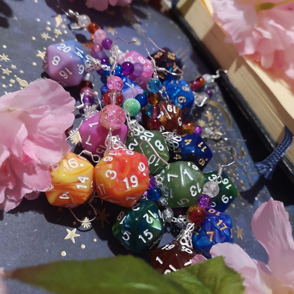 Dnd D20 earrings