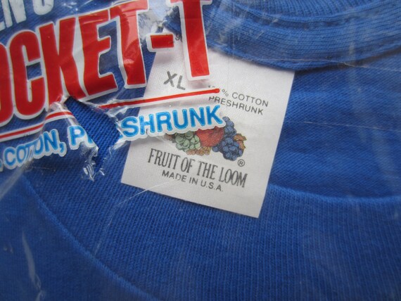 Vintage Fruit Of The Loom Pocket T circa 1991 - image 3