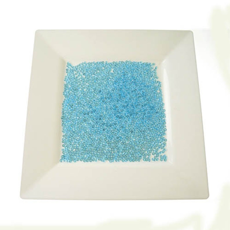 2000-piece 14 ct Gemstone Tiny Diamonds Table Confetti