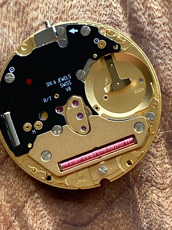 swiss quartz movement