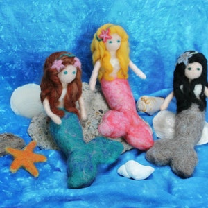 Mermaid Doll, Needle Felted Mermaid Toy, Waldorf style Felted Mermaid, Waldorf Fantasy Doll, Custom Mermaid,