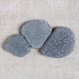 Grand verre de mer véritable de qualité artisanale grise polie, 3 pièces (sg-0003-55)