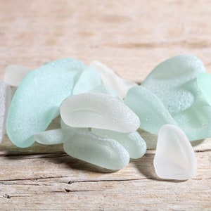 Genuine Flawless Bottle Bottoms Sea Glass / 20 pieces (sg-0020-27)