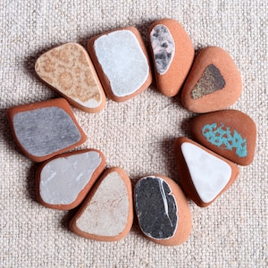 Natural Italian Adriatic Surf Tumbled Small Sea Pottery / 10 pieces (sp-0010-51)