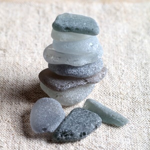 Adriatic Genuine Surf Tumbled Gray Shades Craft Quality Sea Glass / 10 pieces (sg-0010-102)